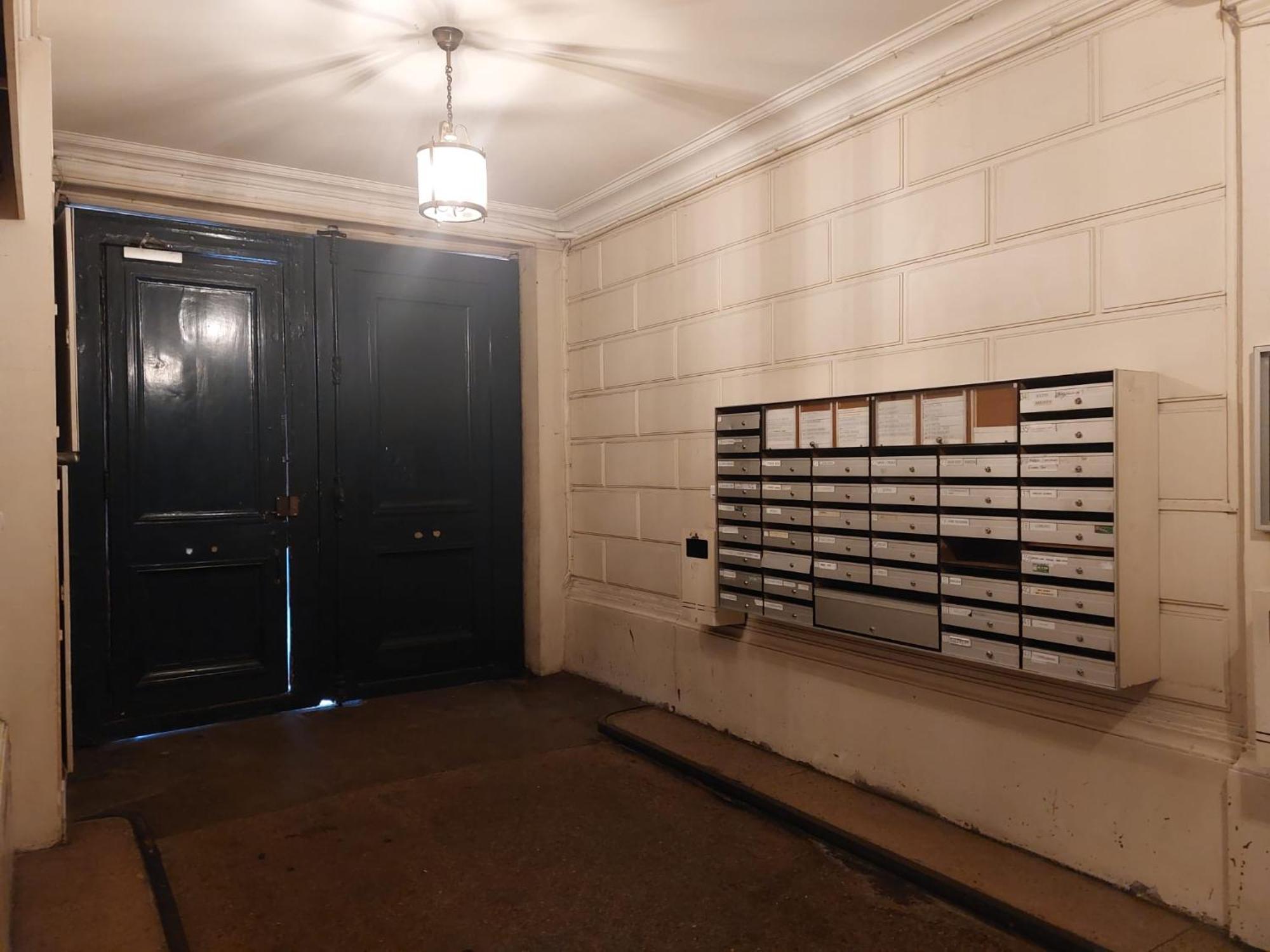 Paris Bastille Bercy Gare De Lyon Chambre Climatisee 9M2 Ideal 1 Pers ,Max 2 Pers Eksteriør billede